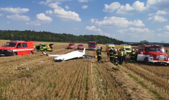 У Чехії двоє людей загинули внаслідок падіння літака