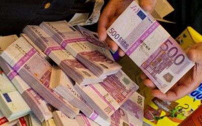 ЄС посилює тиск на країни, які гальмують використання заморожених активів РФ – Politico