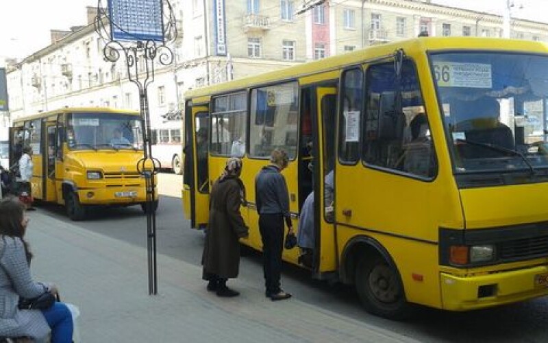 В Україні можуть зникнути маршрутки