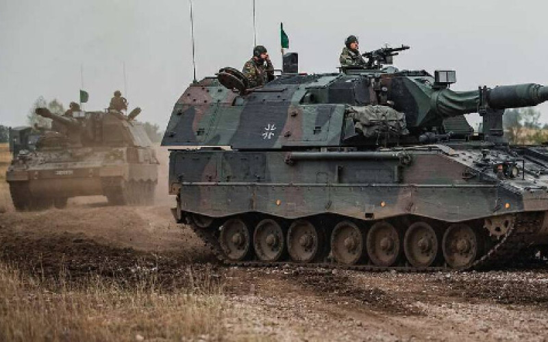 Німеччина та Нідерланди доставлять до України додаткові шість гаубиць Panzerhaubitze 2000