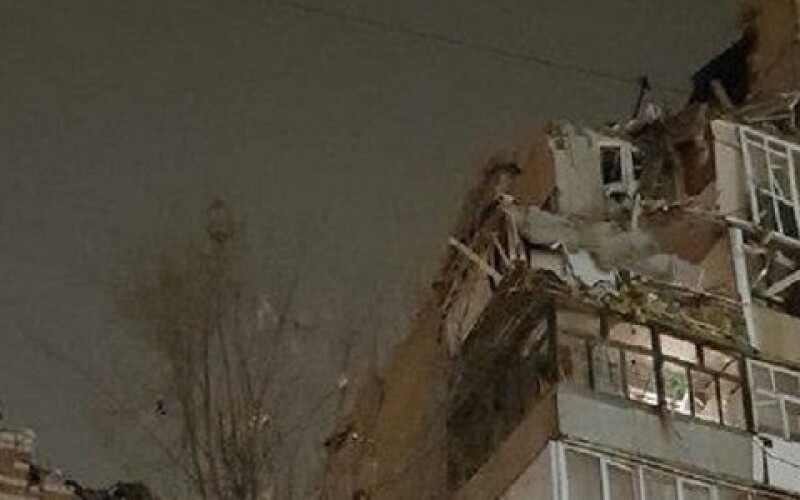 Вибух у житловому будинку в Росії: є загиблі