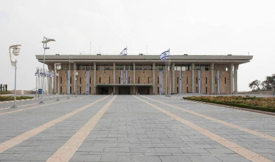 Парламент Ізраїлю був автоматично розпущений