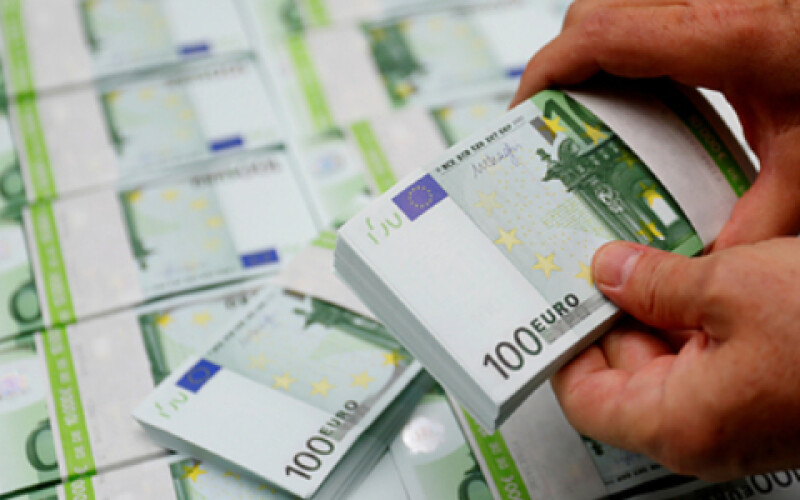У Європі рекордно зріс попит на готівку