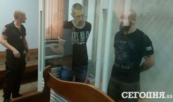 Суд оставил за решеткой двоих подозреваемых в убийстве Вороненкова