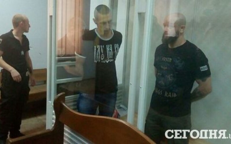 Суд оставил за решеткой двоих подозреваемых в убийстве Вороненкова
