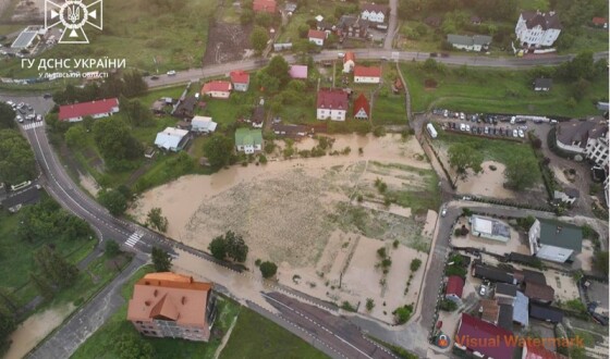 Через зливи Львівщина потерпає від потопу