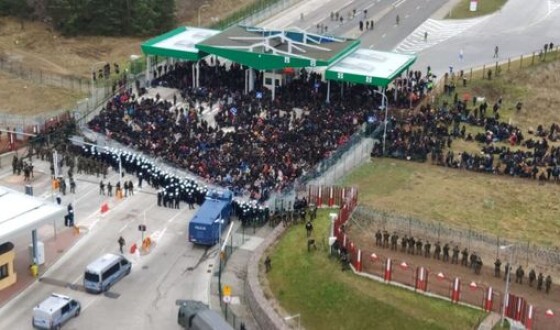 У Польщі заявили про штурм кордону мігрантами
