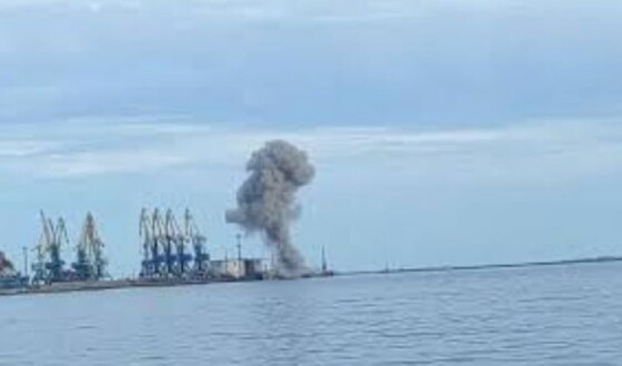 У Бердянську пролунали вибухи в районі морського порту
