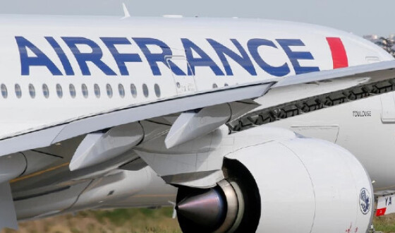 Air France пояснила причину скасування рейсу з Парижа в Москву