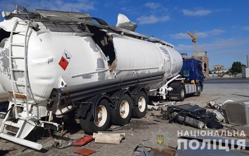 У Києві вибухнула газова цистерна, є жертви