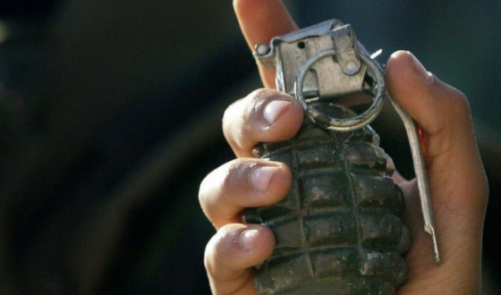 На Харківщині під час сварки чоловік кинув гранату, чим вбив людину