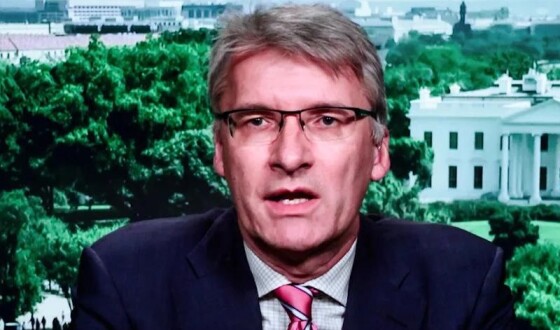 Радник Трампа пригрозив німецькому журналісту позбавленням візи