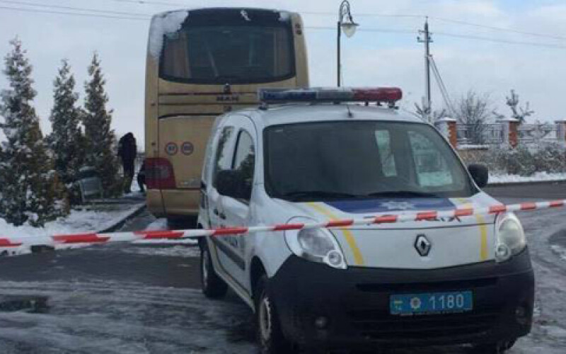 Польский МИД прокомментировал взрыв автобуса во Львове
