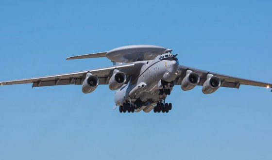 Росія призупинила роботу над літаком А-100