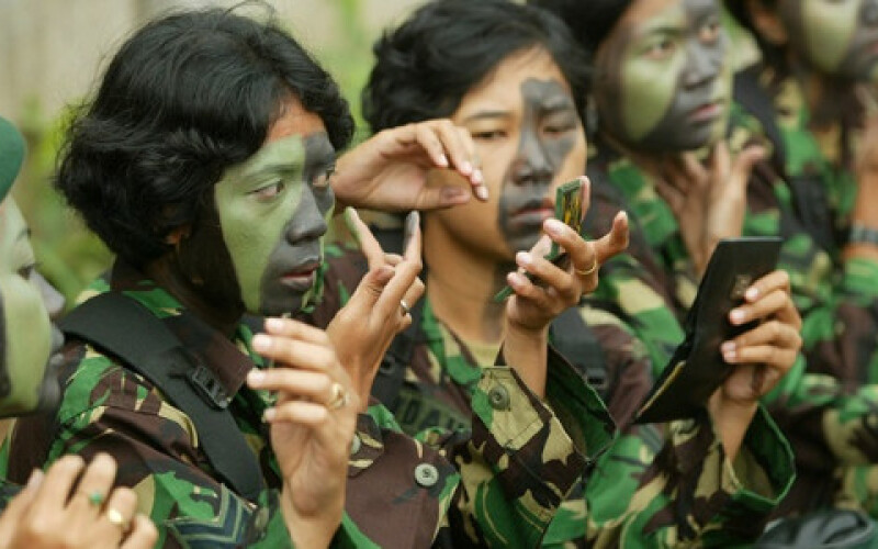 Армія Індонезії оголосила про зміни для новобранців жіночої статі