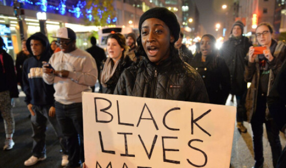 У Нью-Йорку автомобіль в&#8217;їхав у натовп демонстрантів руху Black Lives Matter