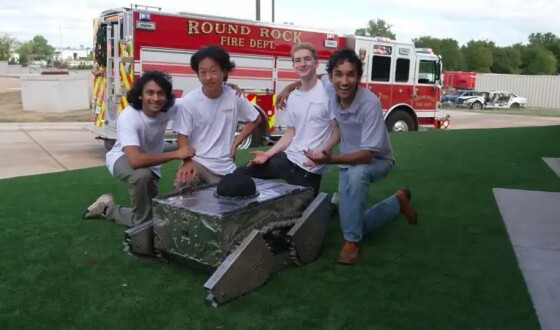 У США створили робота-пожежника FireBot