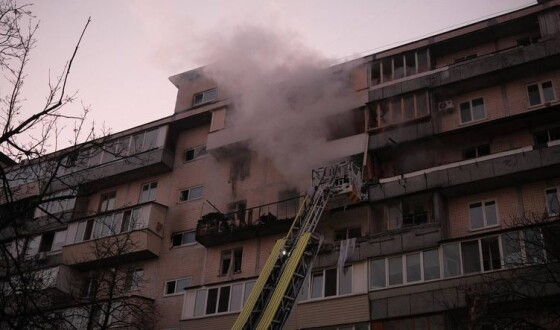 У Києві уламками ракети «Іскандер» пошкоджена будівля посольства Азербайджану