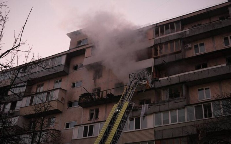 У Києві уламками ракети «Іскандер» пошкоджена будівля посольства Азербайджану