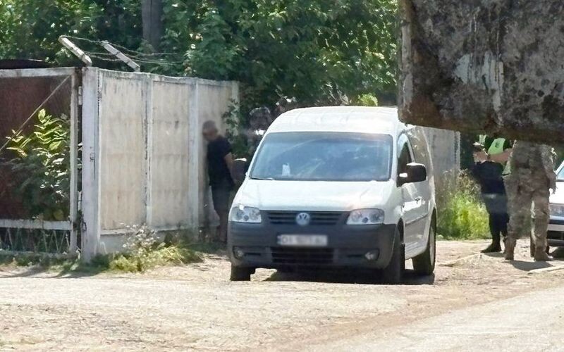 У Черкасах чоловік з гранатою намагався взяти в заручники працівників ТЦК