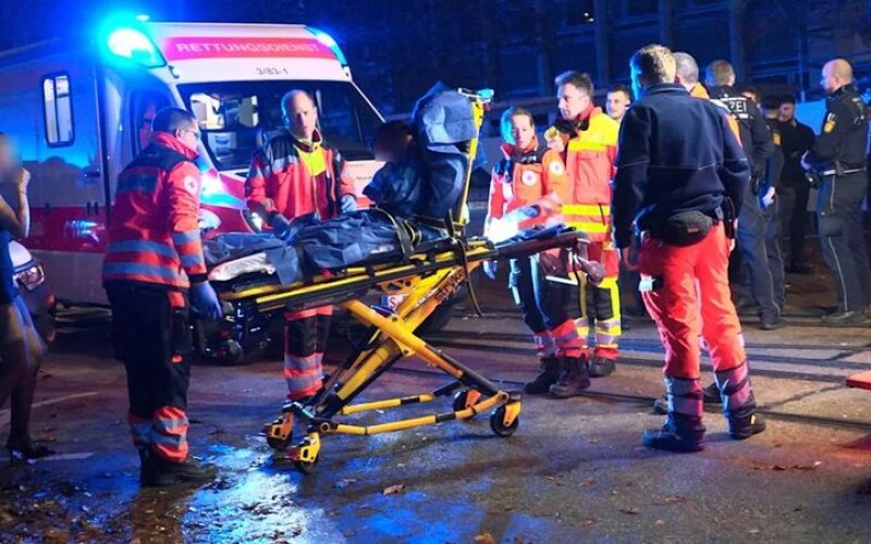 У Німеччині після вечірки Хеллоуїна в Штутгарті госпіталізували людей через отруєння