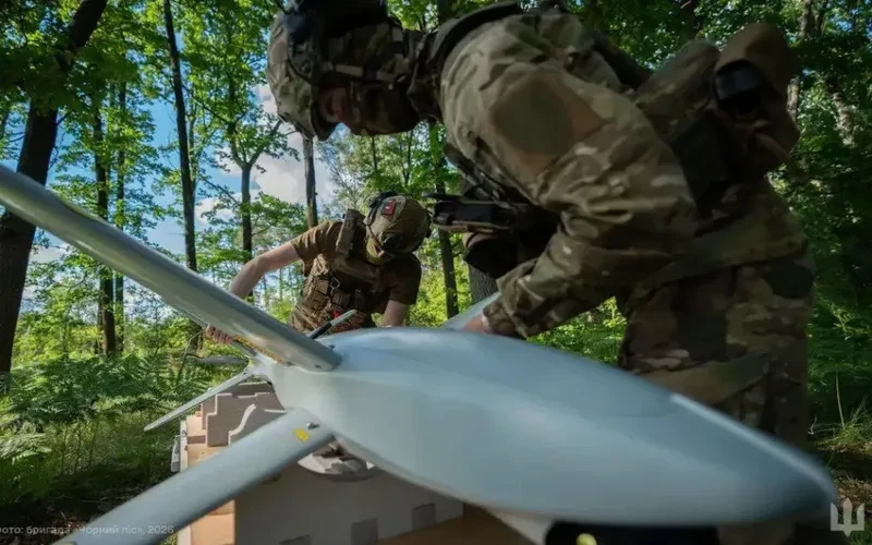 Україна готує масштабнішу кампанію проти російських аеропортів із використанням дронів зі ШІ — The Atlantic