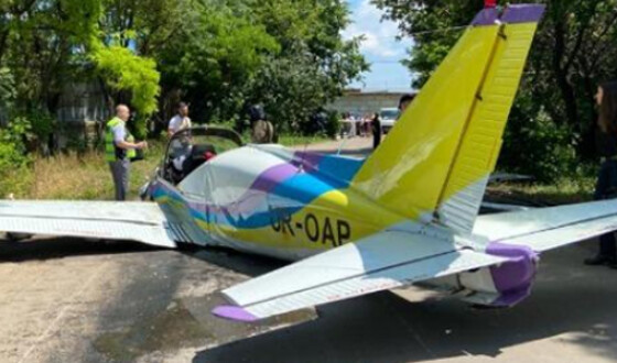 Падіння легкомоторного літака в Одесі: обставини і подробиці