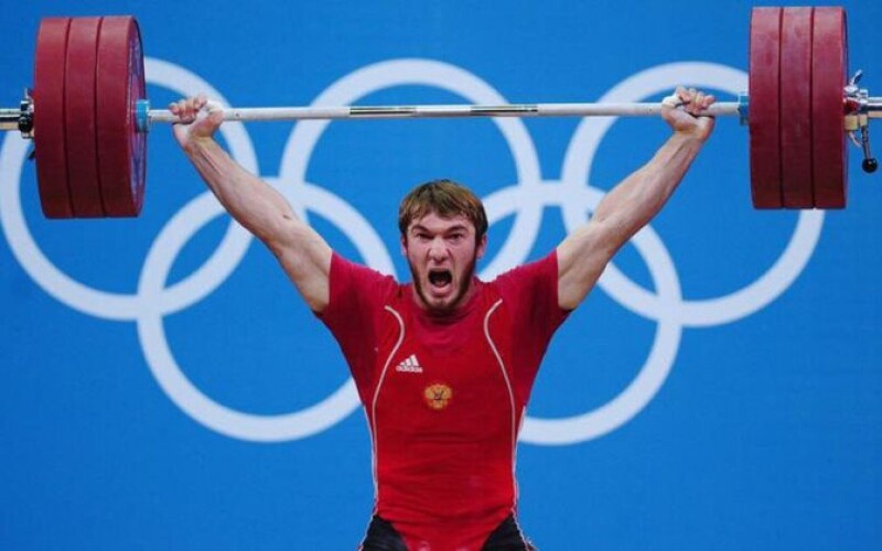 Міжнародна федерація важкої атлетики не лопустила російських спортсменів до ЧС