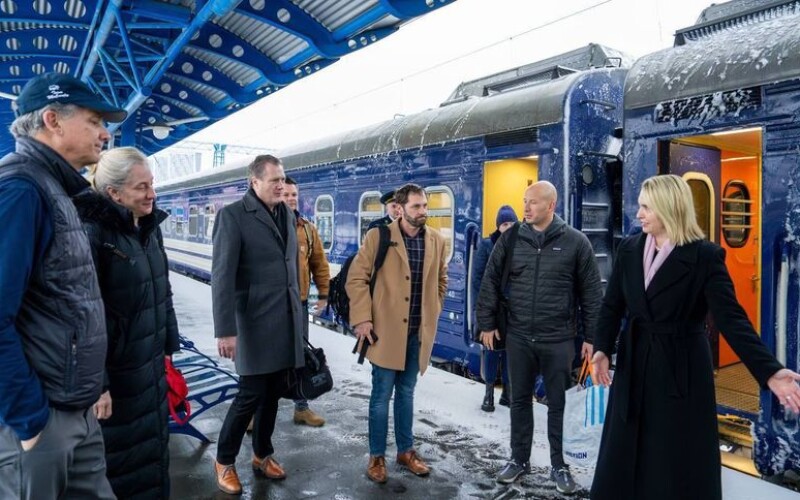 До Києва приїхала двопартійна делегація американських конгресменів