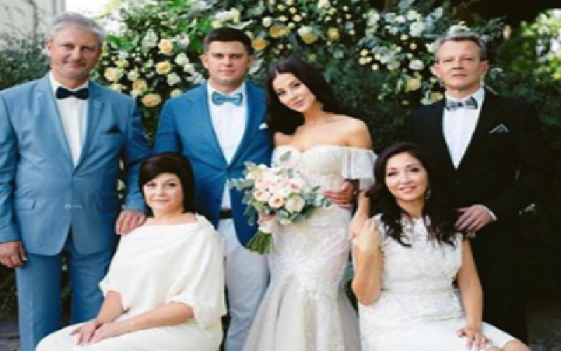 Анастасия Кожевникова показала свадебное фото