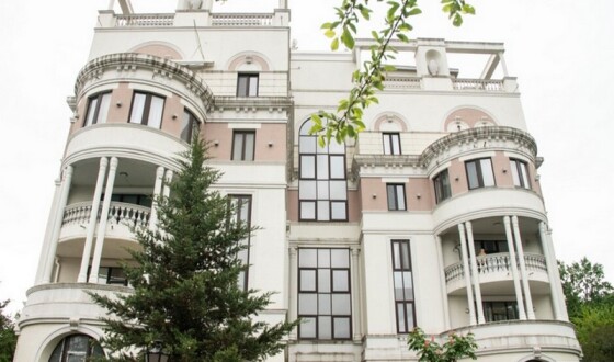 У квартирі Зеленського в Криму окупанти хочуть відкрити «музей боротьби з нацизмом»