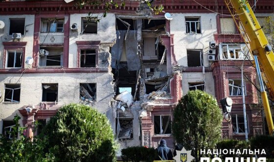 У Запоріжжі внаслідок ракетної атаки рашистів пошкоджено 30 багатоповерхівок