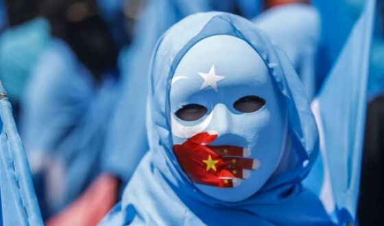 МЗС Китаю висловив ЄС протест за санкції проти &#8220;утиску уйгурів&#8221;