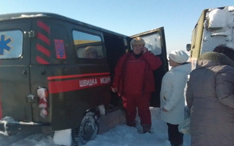 В Одесской области спасатели доставили врачей к роженице
