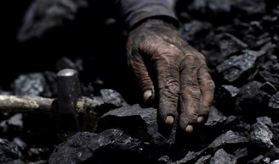 Майже сорок гірників в День шахтаря страйкують під землею через борги із зарплати