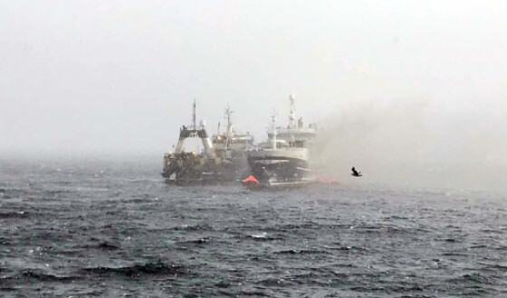 Судно &#8220;Енігма Астраліс&#8221;, яке горіло в Охотському морі, затонуло