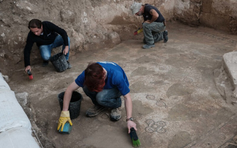 Археологи знайшли в Криму центральну площу середньовічного міста