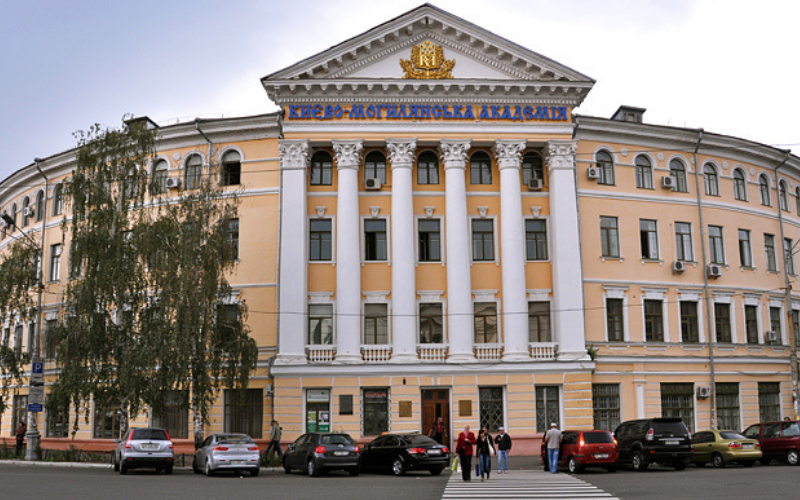 ГУР і «Могилянка» підписали меморандум про співпрацю для поглибленого вивчення росії