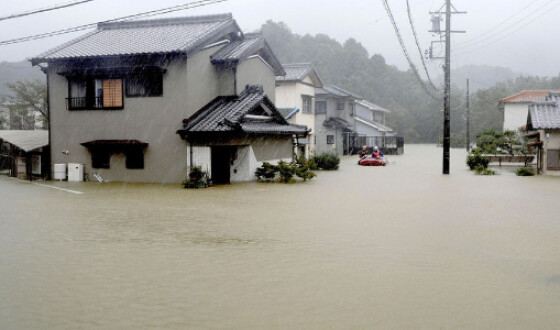 Японія оголосила про евакуацію 9 мільйонів людей через тайфун &#8220;Хагібіс&#8221;