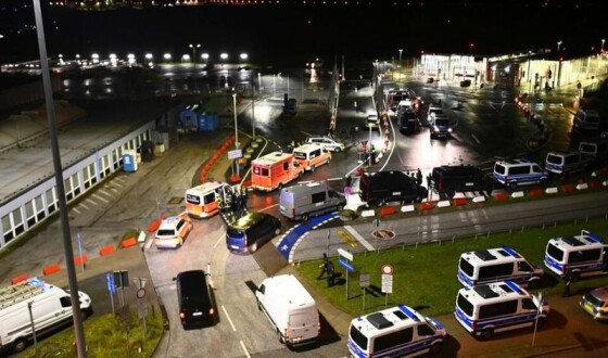 В аеропорту Гамбурга озброєний чоловік відкрив стрілянину