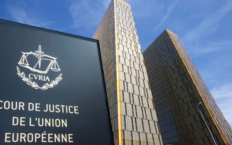 Суд ЄС наказав штрафувати Польщу на мільйон євро щодня