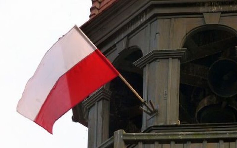 У Польщі пролунали вибухи на двох виборчих дільницях
