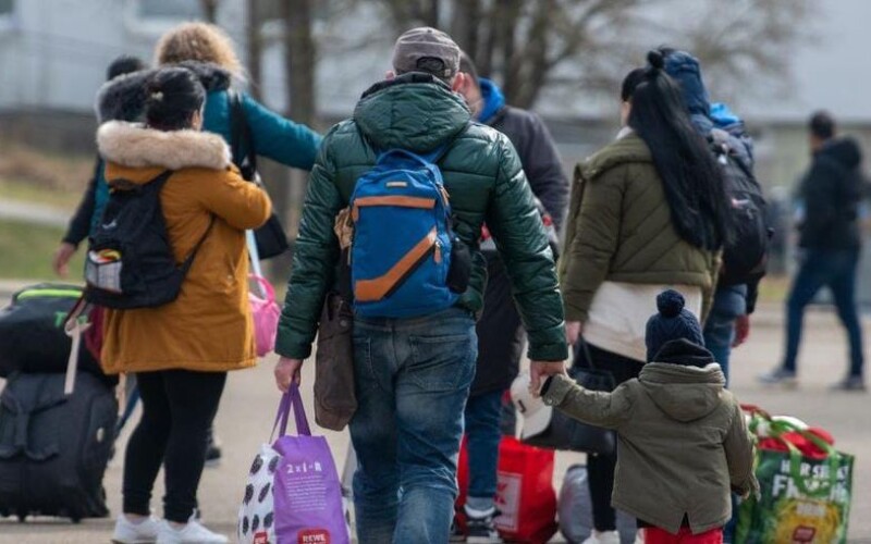 Українські біженці у Великій Британії зможуть продовжити свої візи