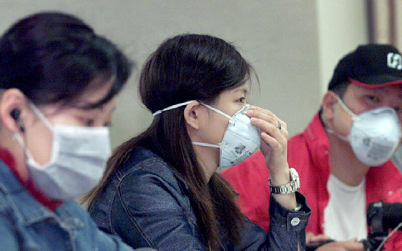 У Таїланді накрили фабрику, що продавала використані медичні маски