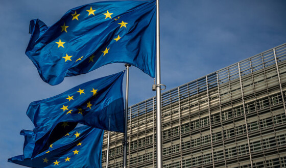 Глава Єврокомісії заявила, що санкції ЄС проти Росії збережуться