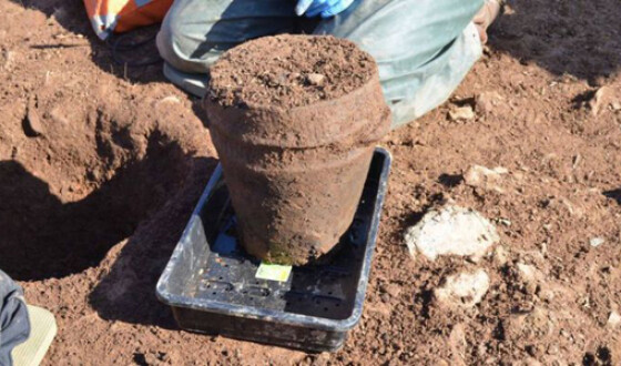 Австралийские археологи обнаружили в кургане удивительную находку