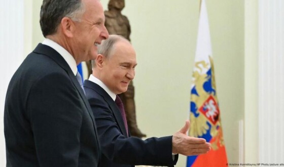 Путін заявив, що готовий до переговорів з Україною без жодних попередніх умов