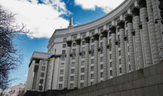 Два українських міністра подали у відставку