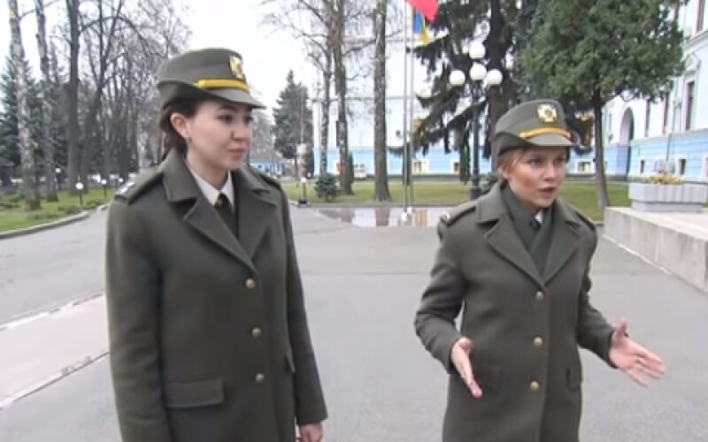 В Украине решили радикально изменить форму военных-женщин