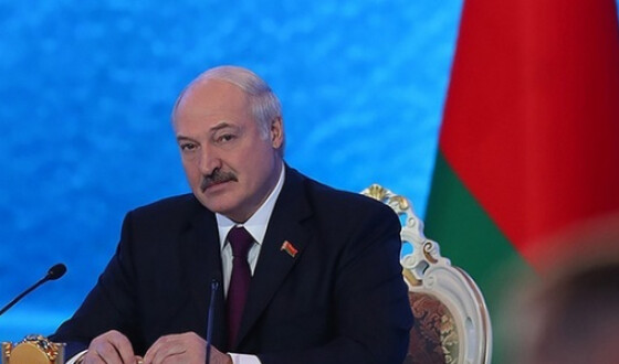 Лукашенко пояснив арешт директорів всіх цукрових заводів Білорусі